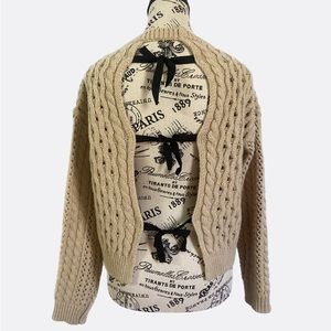 Vintage Tie Back Knit Sweater 🌨️